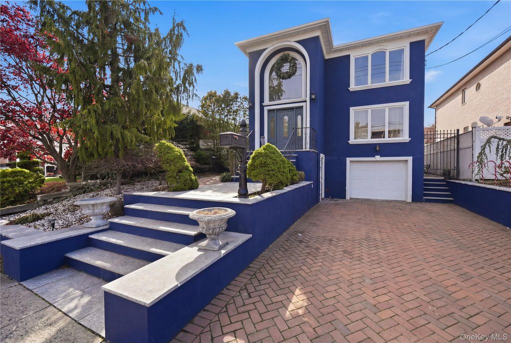 141-16 11th Avenue, Malba, NY 11357