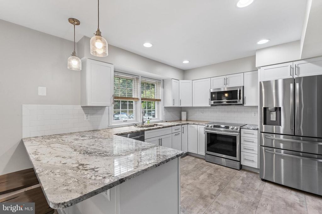 34 TULLYCROSS CT, Lutherville Timonium, MD 21093