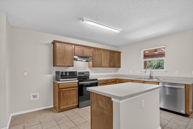 2427 Arroyo Springs Drive, Grand Prairie, TX 75052