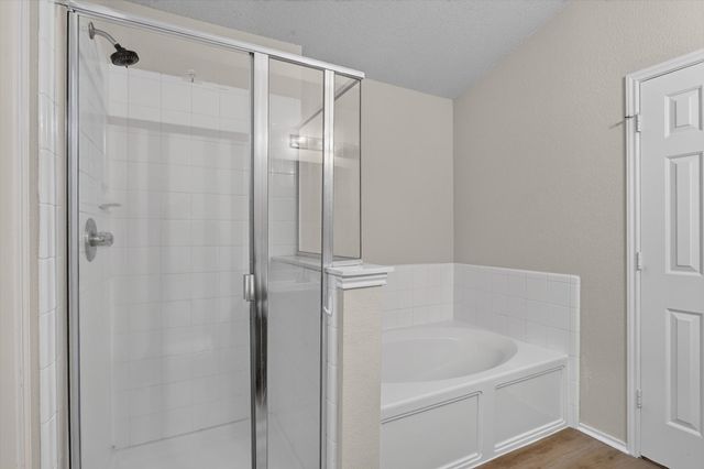 2427 Arroyo Springs Drive, Grand Prairie, TX 75052
