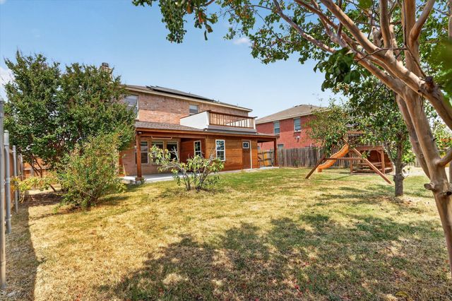 2427 Arroyo Springs Drive, Grand Prairie, TX 75052