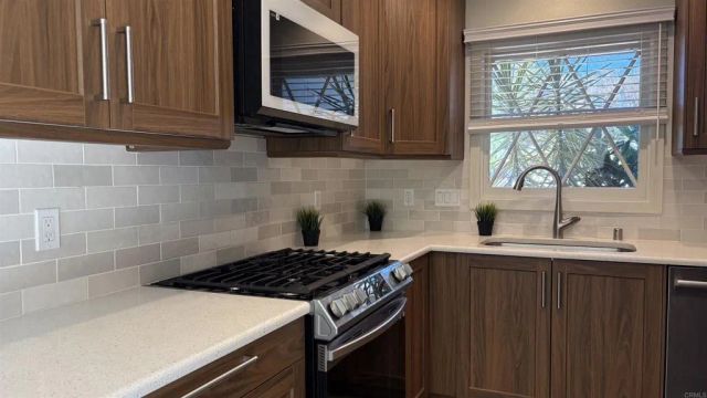 4817 Allied Rd, San Diego, CA 92120