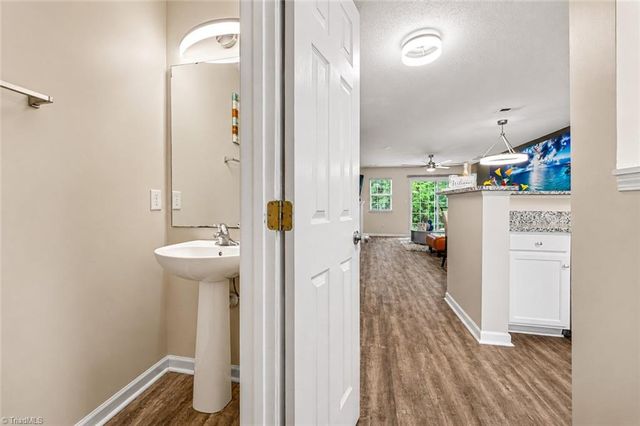 281 Malamute Lane, Greensboro, NC 27407
