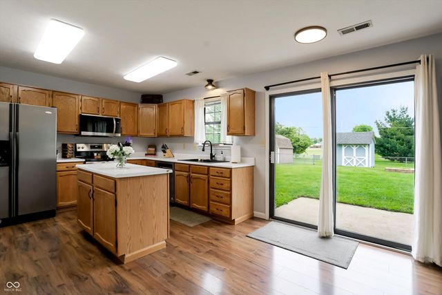 613 N White Ash Court, Mooresville, IN 46158
