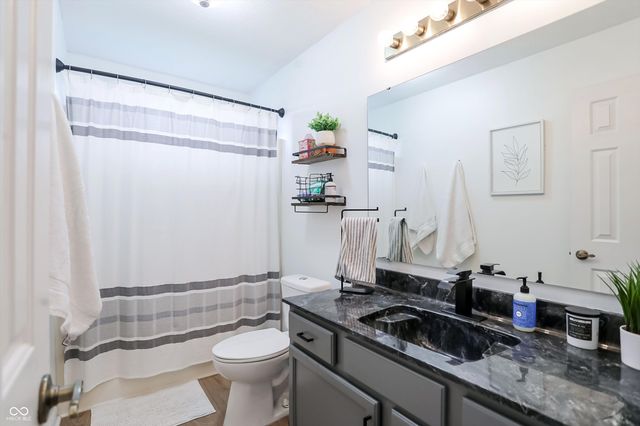 613 N White Ash Court, Mooresville, IN 46158