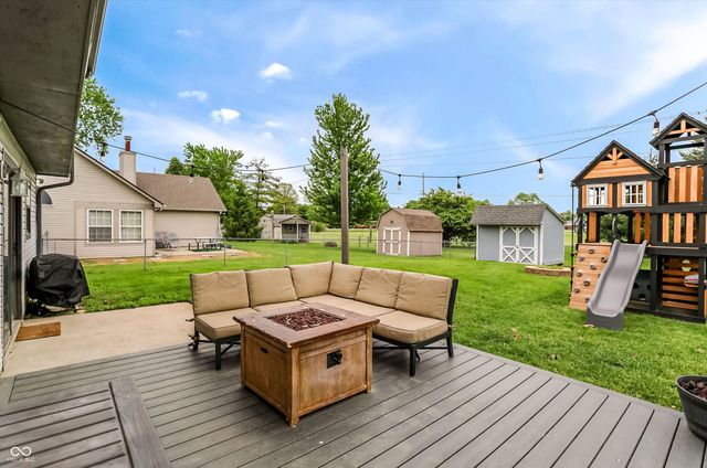 613 N White Ash Court, Mooresville, IN 46158