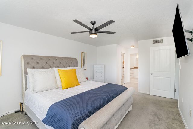 188 Pinellas Lane 301b, Cocoa Beach, FL 32931