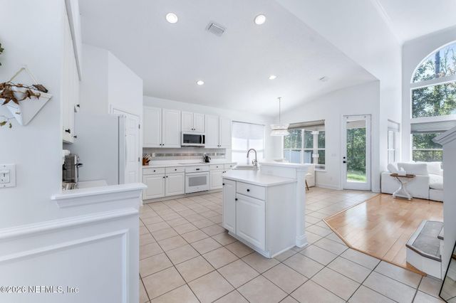 14574 MARSH VIEW Drive, Jacksonville, FL 32250