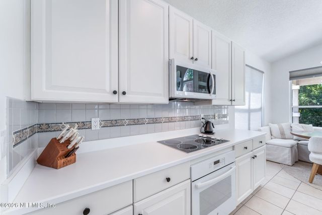 14574 MARSH VIEW Drive, Jacksonville, FL 32250