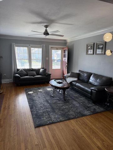 7711 14th AVENUE, Kenosha, WI 53143