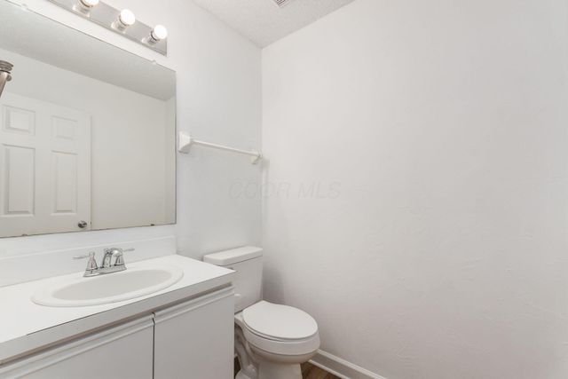5553 Valencia Park Boulevard, 6A, Hilliard, OH 43026