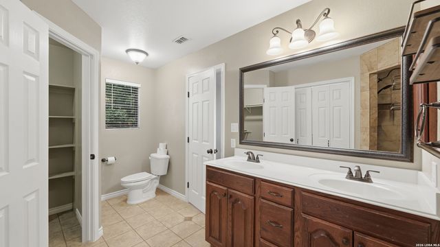 948 Divine Way, New Braunfels, TX 78130