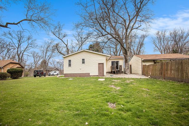 122 E 632 N, Valparaiso, IN 46383