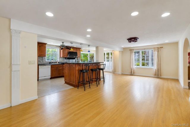 5 Fowler Lane, Mount Sinai, NY 11766