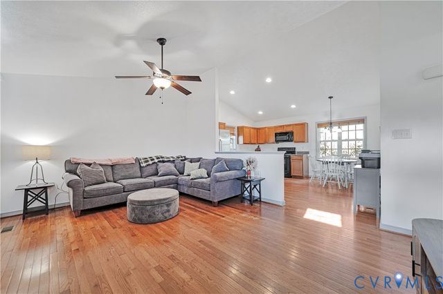 1016 Sycamore Crest Dr, Henrico, VA 23231