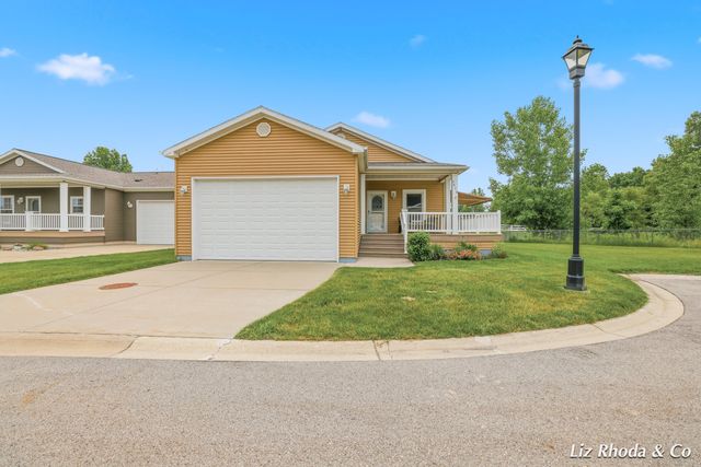 5610 Kingsley Drive NE, Rockford, MI 49341
