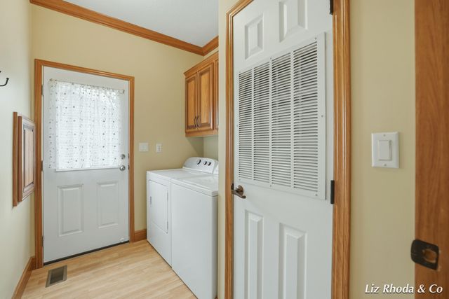 5610 Kingsley Drive NE, Rockford, MI 49341