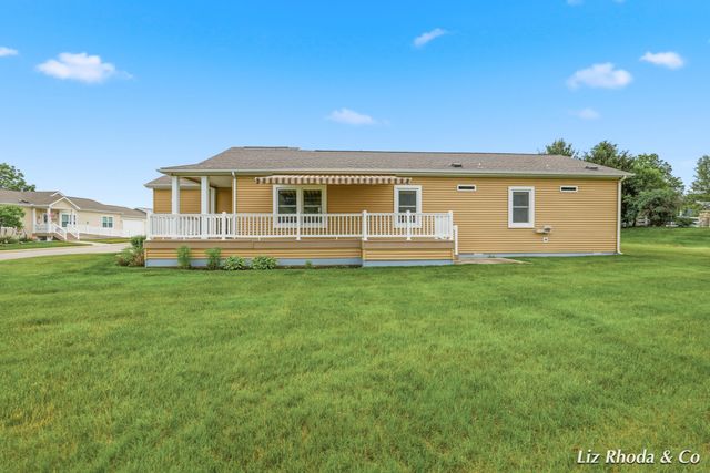 5610 Kingsley Drive NE, Rockford, MI 49341