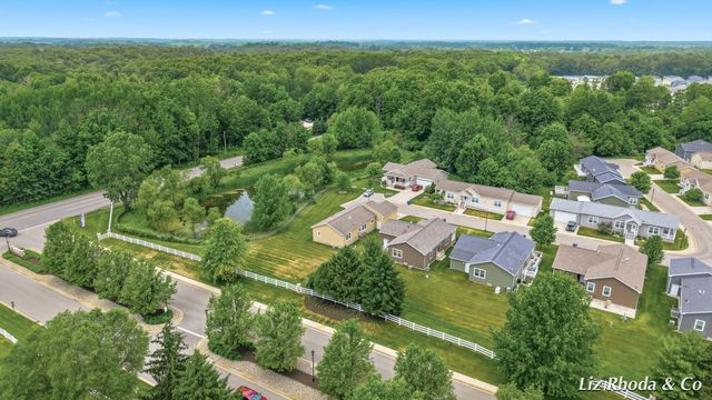 5610 Kingsley Drive NE, Rockford, MI 49341