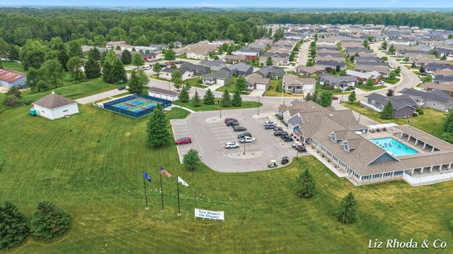 5610 Kingsley Drive NE, Rockford, MI 49341