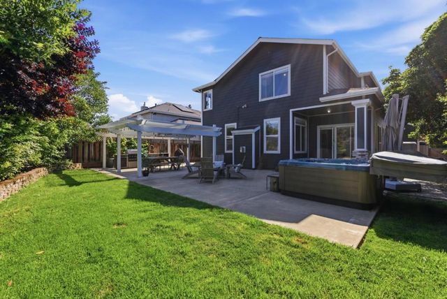 1270 Burrows Road, Campbell, CA 95008