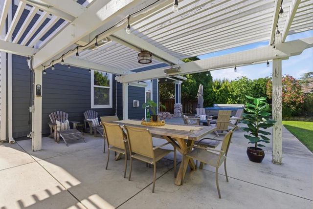 1270 Burrows Road, Campbell, CA 95008