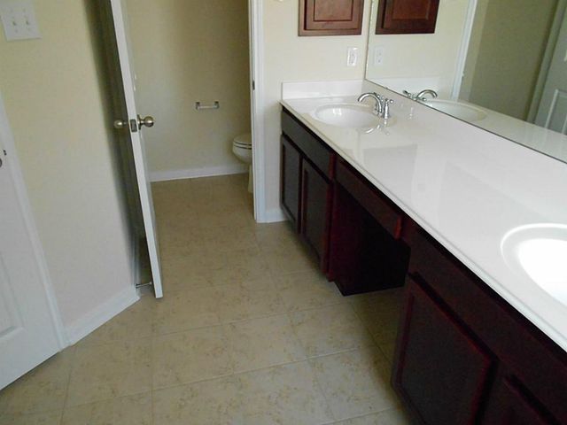 9 N Forrest Avenue, La Porte, TX 77571