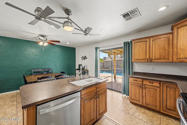 2055 E 7TH Avenue, Mesa, AZ 85204