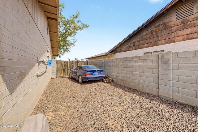 2055 E 7TH Avenue, Mesa, AZ 85204