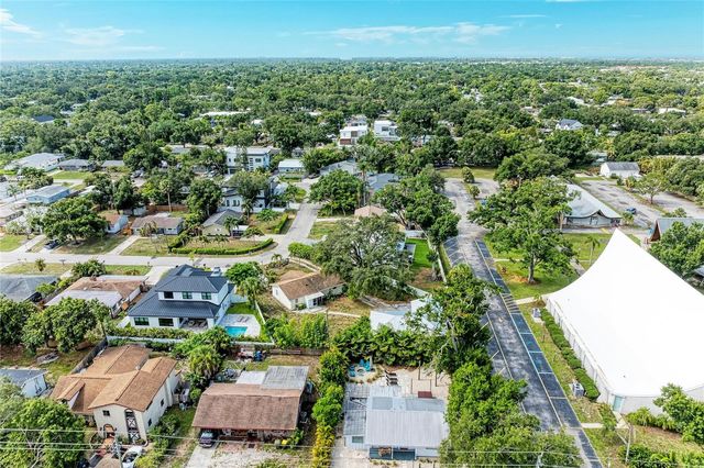 1300 LOMA LINDA COURT, Sarasota, FL 34239