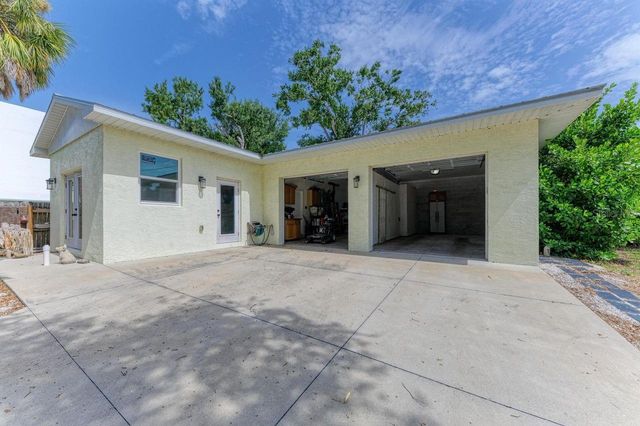 1300 LOMA LINDA COURT, Sarasota, FL 34239