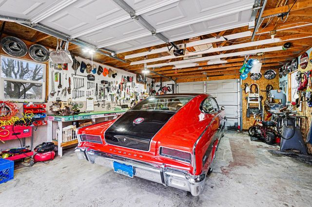 2424 Nichols Road, Kalamazoo, MI 49004