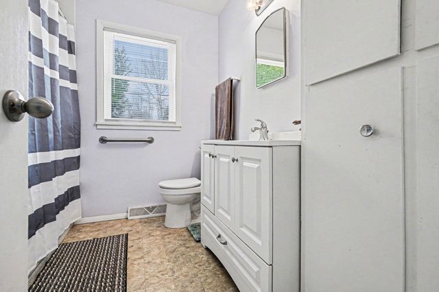 2424 Nichols Road, Kalamazoo, MI 49004