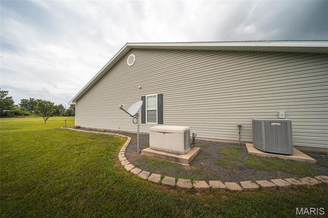 30642 State Hwy O, Marquand, MO 63655