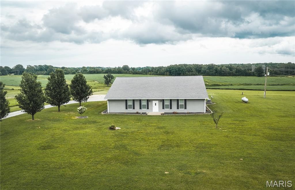 30642 State Hwy O, Marquand, MO 63655
