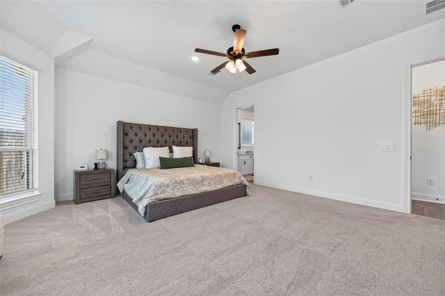 18218 Ellerden Forest Drive, Tomball, TX 77377