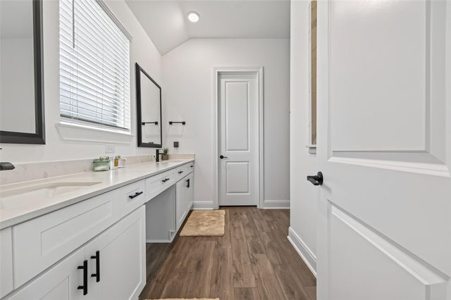 18218 Ellerden Forest Drive, Tomball, TX 77377