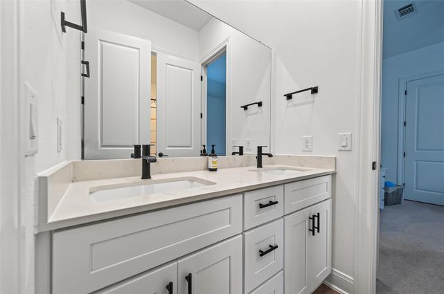 18218 Ellerden Forest Drive, Tomball, TX 77377