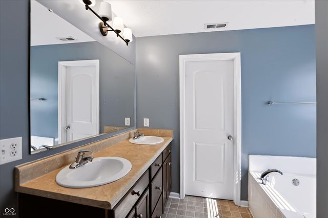 2979 W Sampler Lane, Monrovia, IN 46157