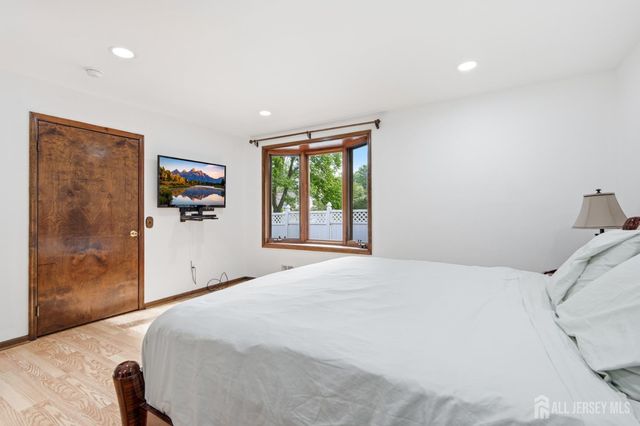 167 Mundy Avenue, Edison, NJ 08820
