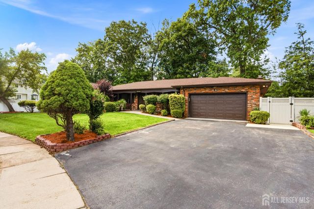 167 Mundy Avenue, Edison, NJ 08820