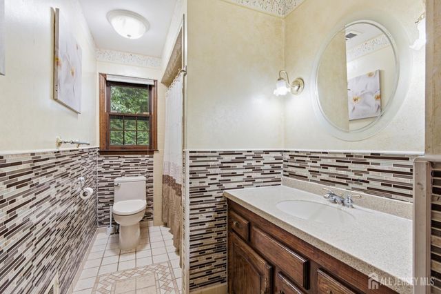 167 Mundy Avenue, Edison, NJ 08820