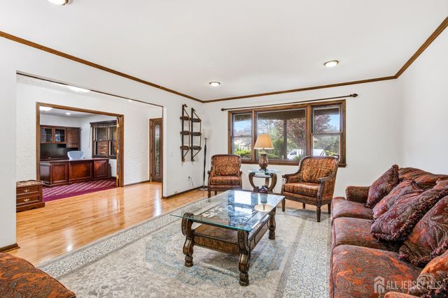 167 Mundy Avenue, Edison, NJ 08820