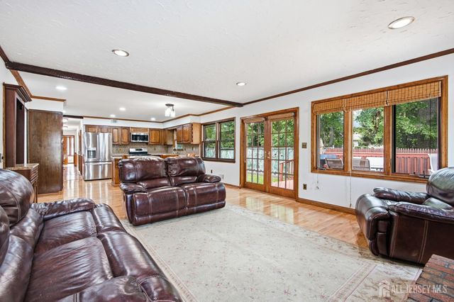 167 Mundy Avenue, Edison, NJ 08820