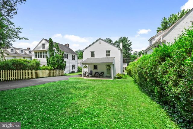 108 E WAVERLY RD, Wyncote, PA 19095
