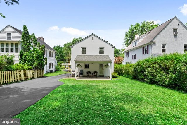 108 E WAVERLY RD, Wyncote, PA 19095