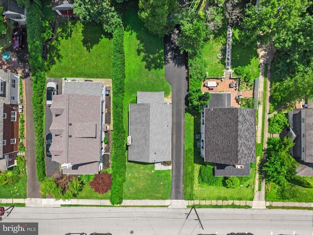 108 E WAVERLY RD, Wyncote, PA 19095