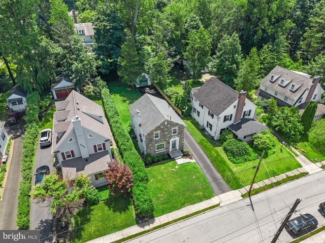 108 E WAVERLY RD, Wyncote, PA 19095