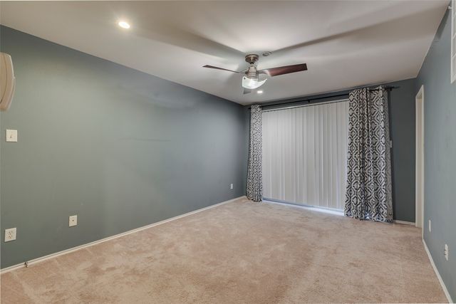 4616 W Lovers Lane 205, Dallas, TX 75209