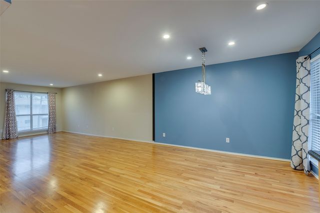4616 W Lovers Lane 205, Dallas, TX 75209